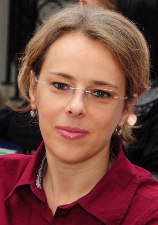 Prof. Anca Bucuci (franceză)